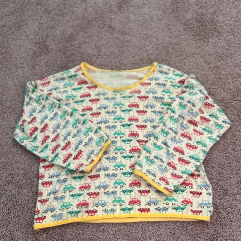 Little Boys Light Yellow with Red Blue & Green Cars w Elastic Waist PJ’s  Size 8